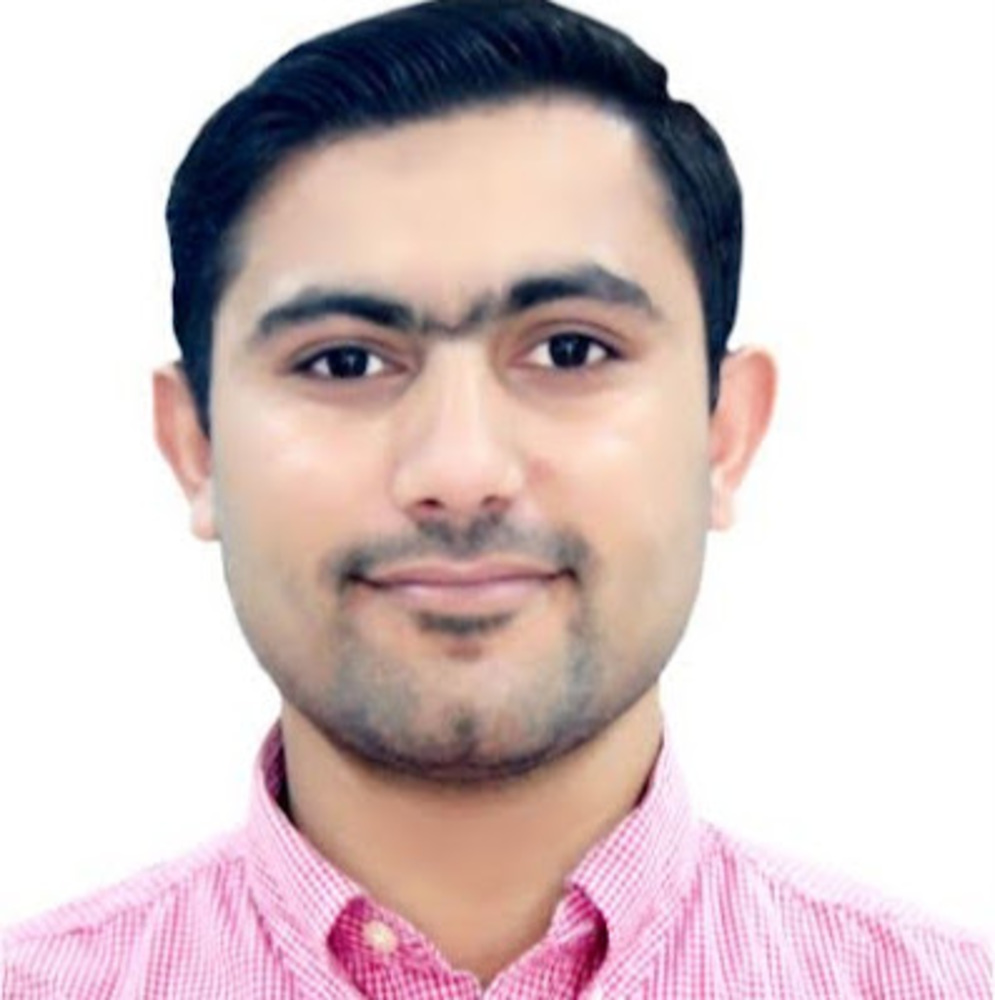 Meet your Posher, Ahmed